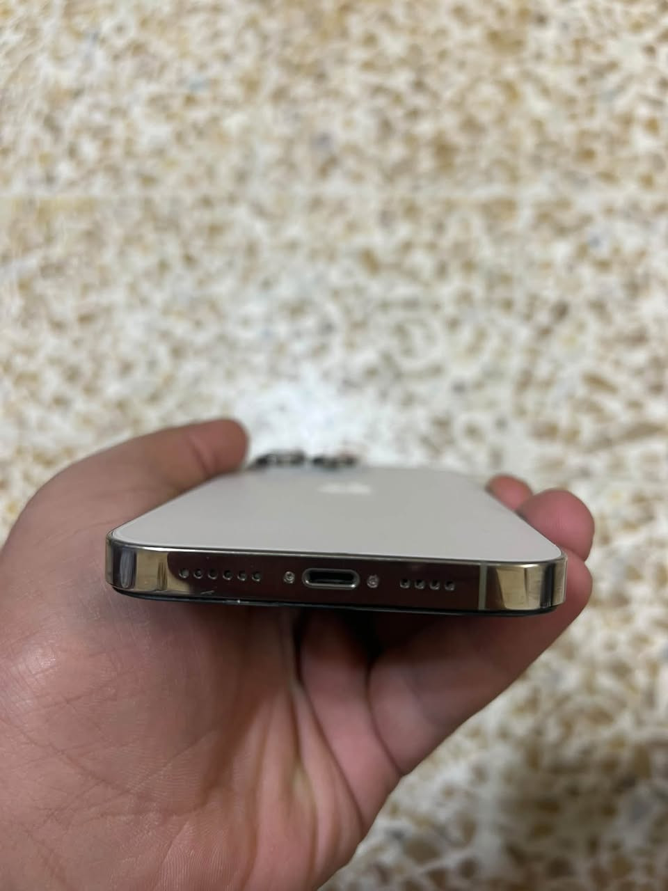 سلام عليكم 
iPhone 14 Pro Max
ذاكرة 256
بطارية 86
مبدل شاشة GX 
لا بيها طبع ولا تصفن 
فيس إيدي متوقف 
جهاز حيل نضيف موضح بل صور 
كلو شغال ما ناقصو شي 
سعر 700 وبي مجال بسيط 
استفسار اكثر اتصل 
*********** 
مكاني موصل ايسر
