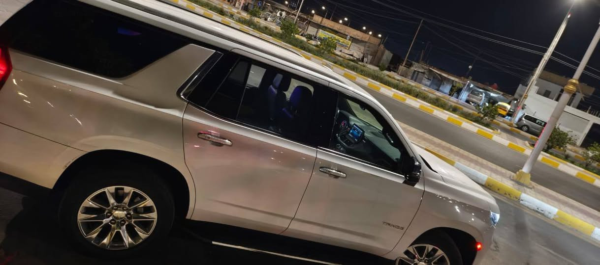 سلام عليكم للبيع تاهو دخول جديد ضباط موديل 21 برايمر فول عده بنرامه مرقم وجاهز تحويل مباشر ثاني يوم سياره وارد امريكي حادثهه تبديل باب سائق  وتصليح تكمه اليمنه مال شاملغ الخلفي الايمن مواصفات سياره فول عده بنرامه تشغيل عن بعد  جنطه كهرباء محرك 5300  المرغوب هوايه مواصفات بيهه خوان بيع ابيع. مراوس اراوس  حسب قناعه وشراي ينتصل عله الأرقام  الاتيه. خوان مكلف بل نشر مامتواجد   عله فيس نتصال فقط،،،                                          مكانهه سياره ذي قار مركز  ***********
