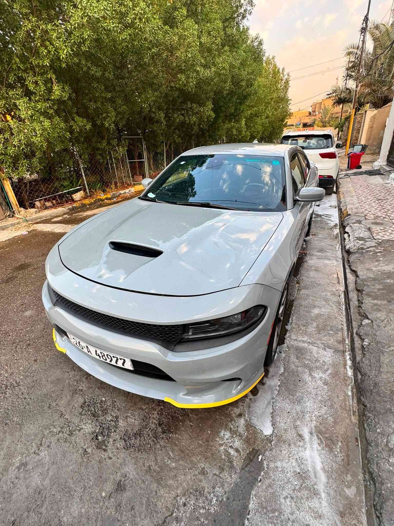 سلام عليكم جارجر موديل 22 موصفات جيتي لون سمنتي سونار مرفوع مع صور سياره بسمي مكاني بغداد شعب 
سعر 225 
***********
