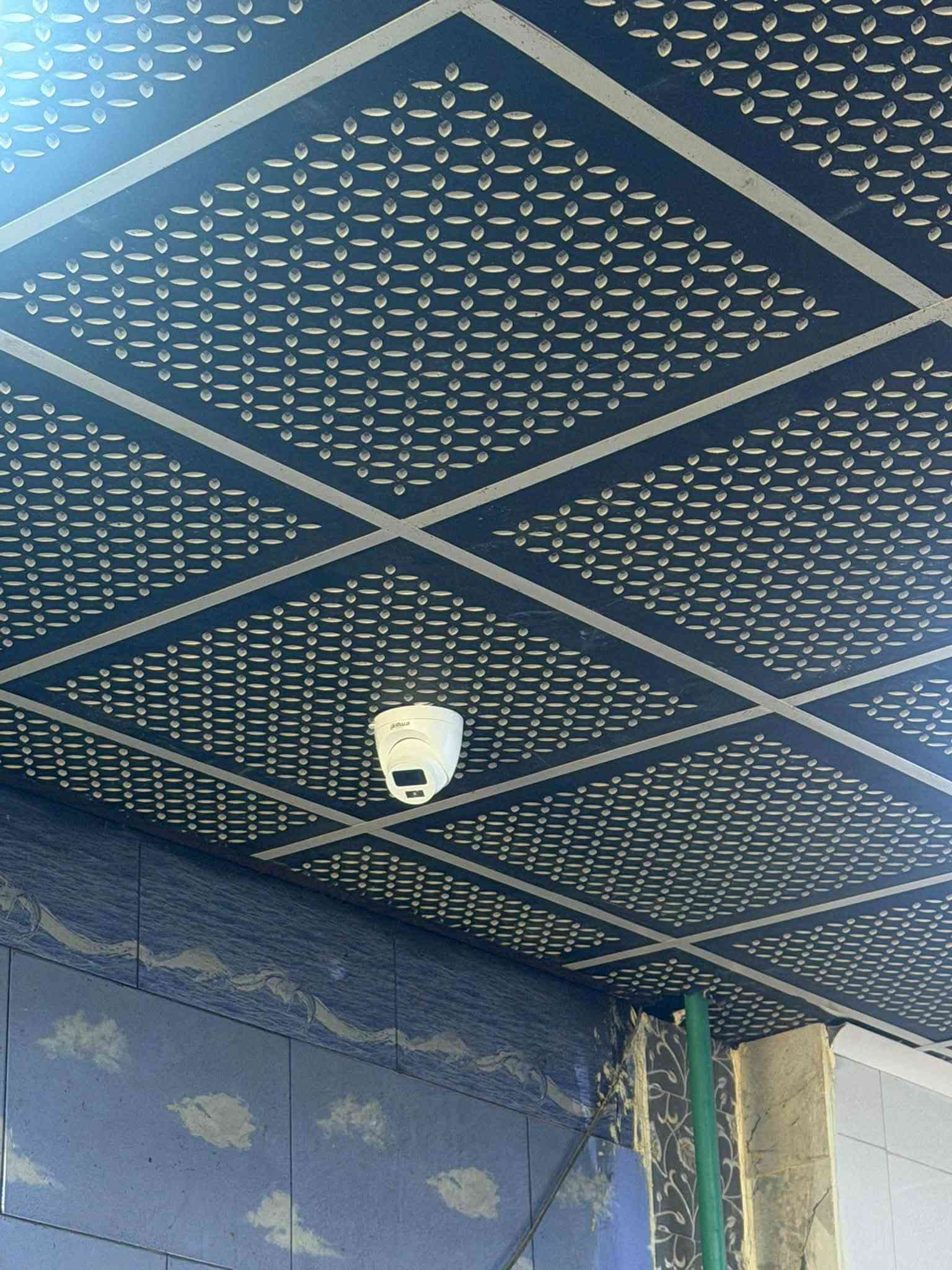 يالله تم بحمد الله 🙏
📹 تنصيب 4 كامرات لمطعم

🔧 تجهيز وتنفيذ بأفضل المواد
📦 تم تجهيز المواد من مكتب نجمة وبأسعار جملة

✨ شغل مرتب • جودة عالية • أسعار منافسة

📍 العنوان: الناصرية – شموخ
📞 فني محمد علي كاظم
***********
