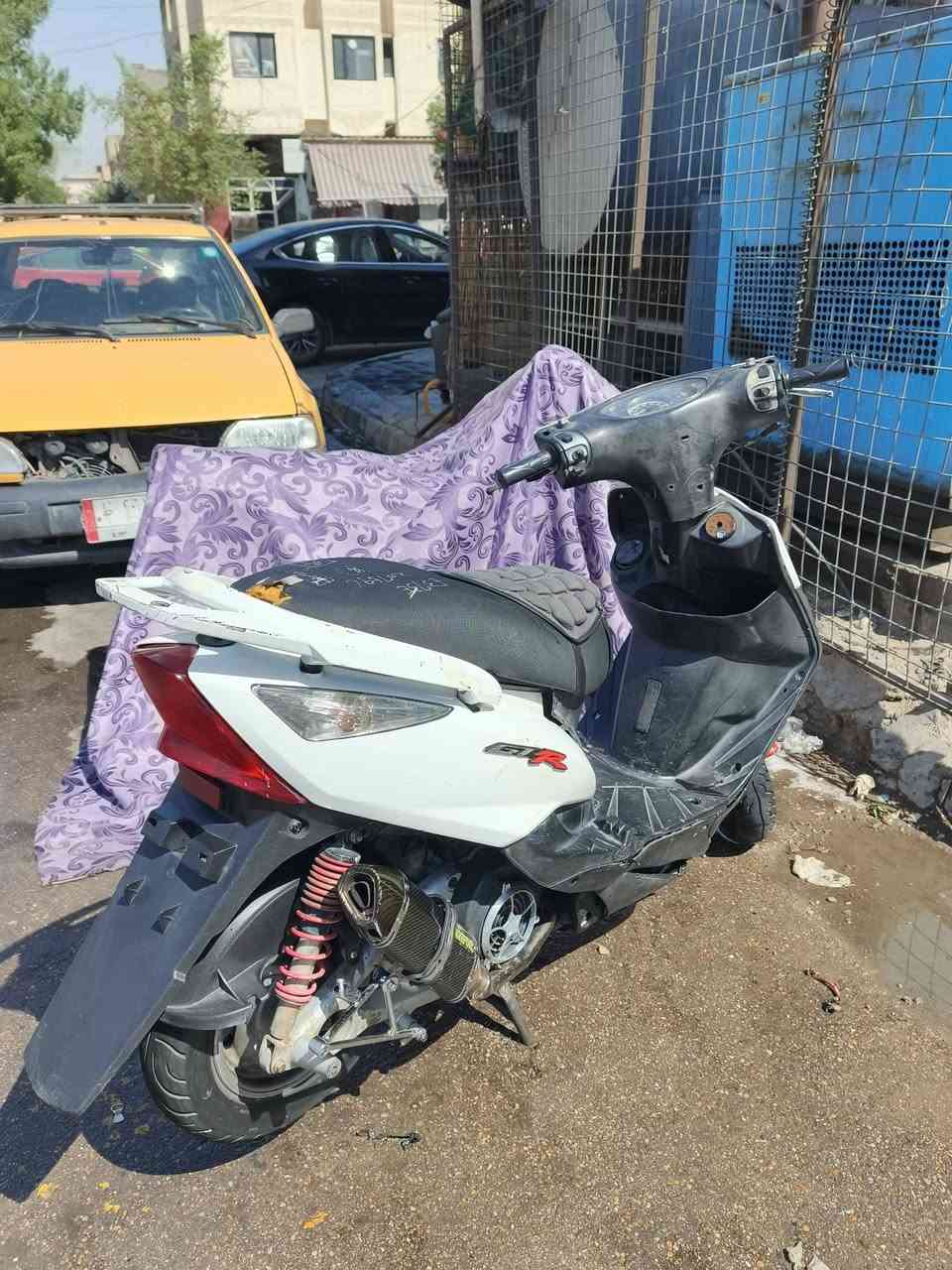 ماكس ثعلب للبيع مكينة ناعمة دراجة حلوه شغالة نكره عوزها باتري وقفل جنطة مكاني بغداد طوبجي سعرها 400 رقمي ***********
