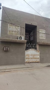 حي الزهراء • بيت طابقين • ١٠٠م