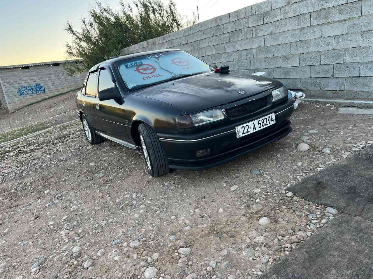 فيكترا • ١٩٩٠ • مكينة ٢.٠