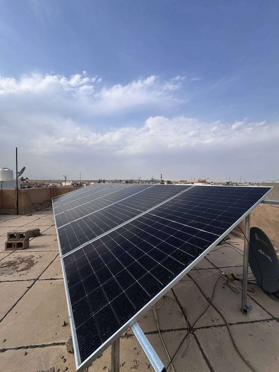 📍جلولاء/مقابل السوق
تم بحمد الله تنصيب طاقة شمسية (ماركة شيساج)
بقدرة 14امبير نهاري☀️ 10امبير ليلي🌖

تتكون المنظومة من انفيرتر بقدرة6.6 kw
وبطارية بقدرة 10 kw+بورد سيطرة متكامل

مع هيكل حديد مغلون لالواح شركة جينكو عدد 7

ضمان البطارية 5سنوات 
ضمان الانفيرتر 5سنوات 

للتواصل :
*********** المهندس صالح الحربي
