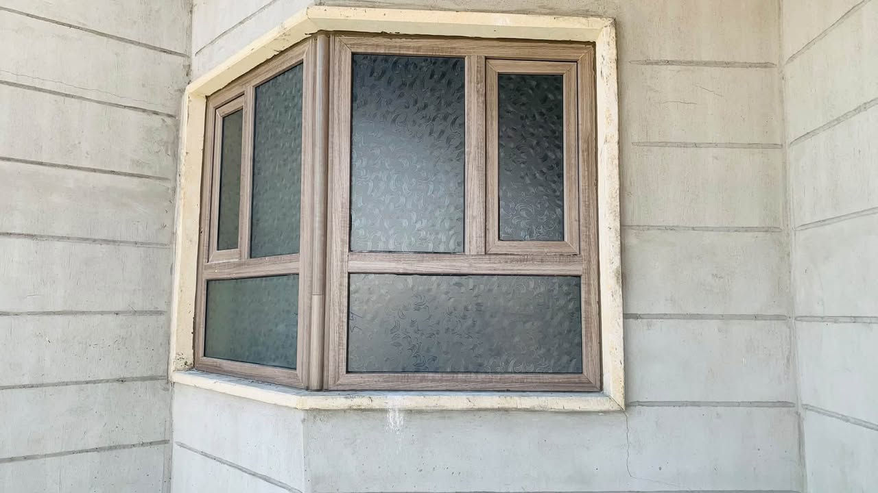 محل الغيث • سديره وسطى • زجاج ومرايا