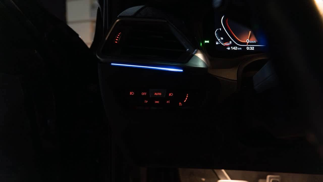 بي ام 330i • موديل ٢٠٢٢ • ممشى قليل