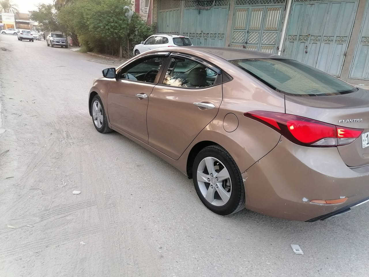 السلام عليكم النترا 2016 خليجي مكينه 1800 مكينه كير حداديه مكفولات جاهزه مواصفات السياره اشاير مري تحكمات ستيرن شاشه كبيره رقم بغداد بأسمي سنويه جديده هزه جديده ملاحظه بيها جاملغ امامي صبغ رش فقط بدون دواخل وسونار مرفق مع الصور السعر 95 وبيها مجال لشراي اي استفسار على الرقم غير متواجد على الفيس مكان السياره بابل المسيب ***********
