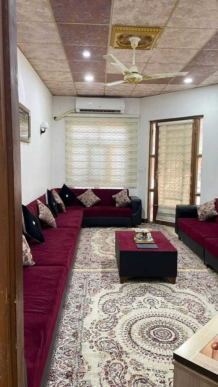 مشتمل للبيع

125 متر 
جبيريه أولى مدخل صيدليه فلاح

شارع 30

طابقين 3 غرف وباقي التفاصيل كامله

بناء درجه اولى شغل جناي

سند 25
للأستفسار ***********
