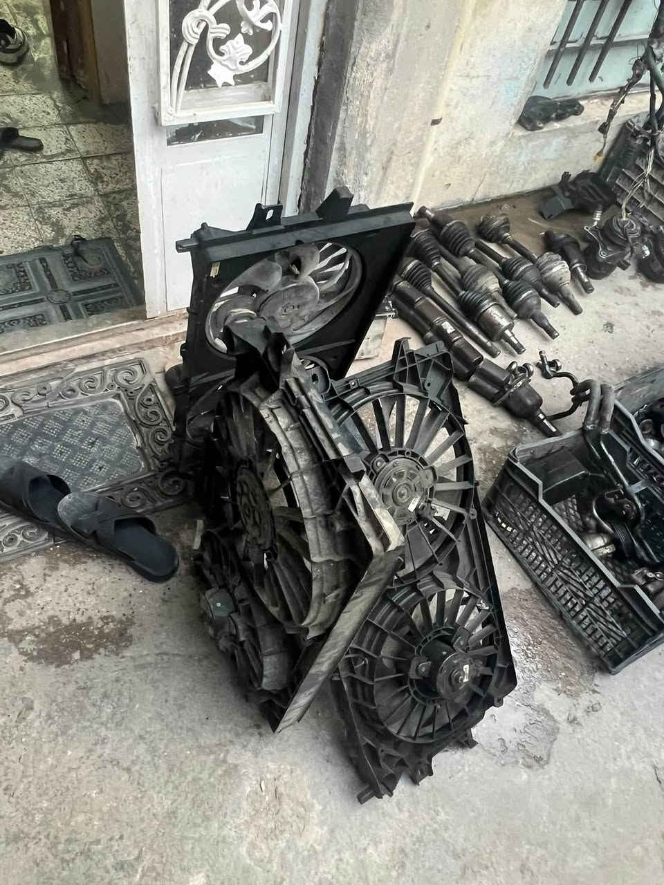 قطع غيار • مجموعة كاملة • بغداد