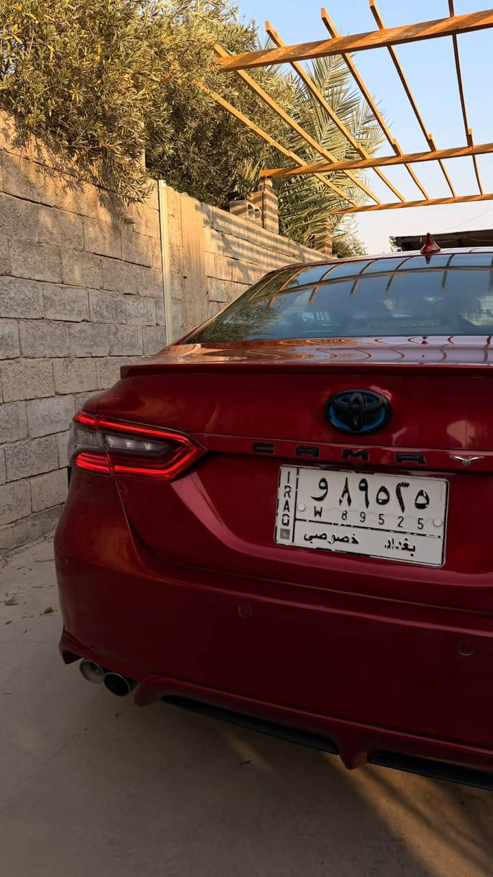السلام عليكم  
Camery XSE 2021 hybrid 
كامري XSE هايبرد ٢٠٢١ 

-فوول مواصفات رادار ونقاط عمياء وتثبيت مسار عدى الفتحه 

-مبدل اصلي دعامية اماميه وثلاث بيبان نفس اللون بدون صبغ 

-مصبوغ فقط الدعامية الخلفية 

-ممشى تقريبا ٦٨ الف كيلو وقابل للزيادة 

السعر ٢٠ الف دولار. 

التواصل على ***********.
