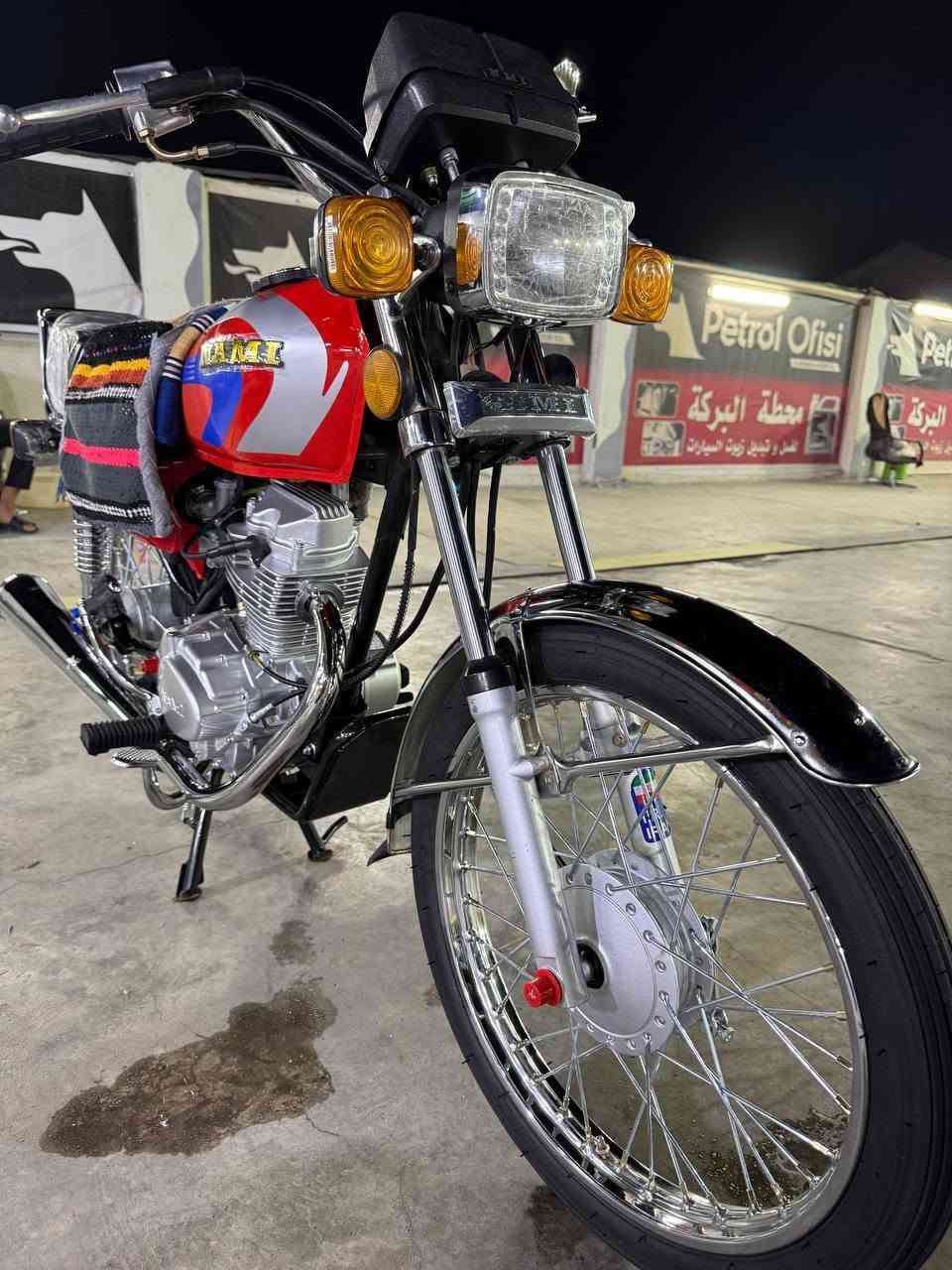 دراجه البيع كفاله عامه وكيله سيد خلدون
السعر 1800
