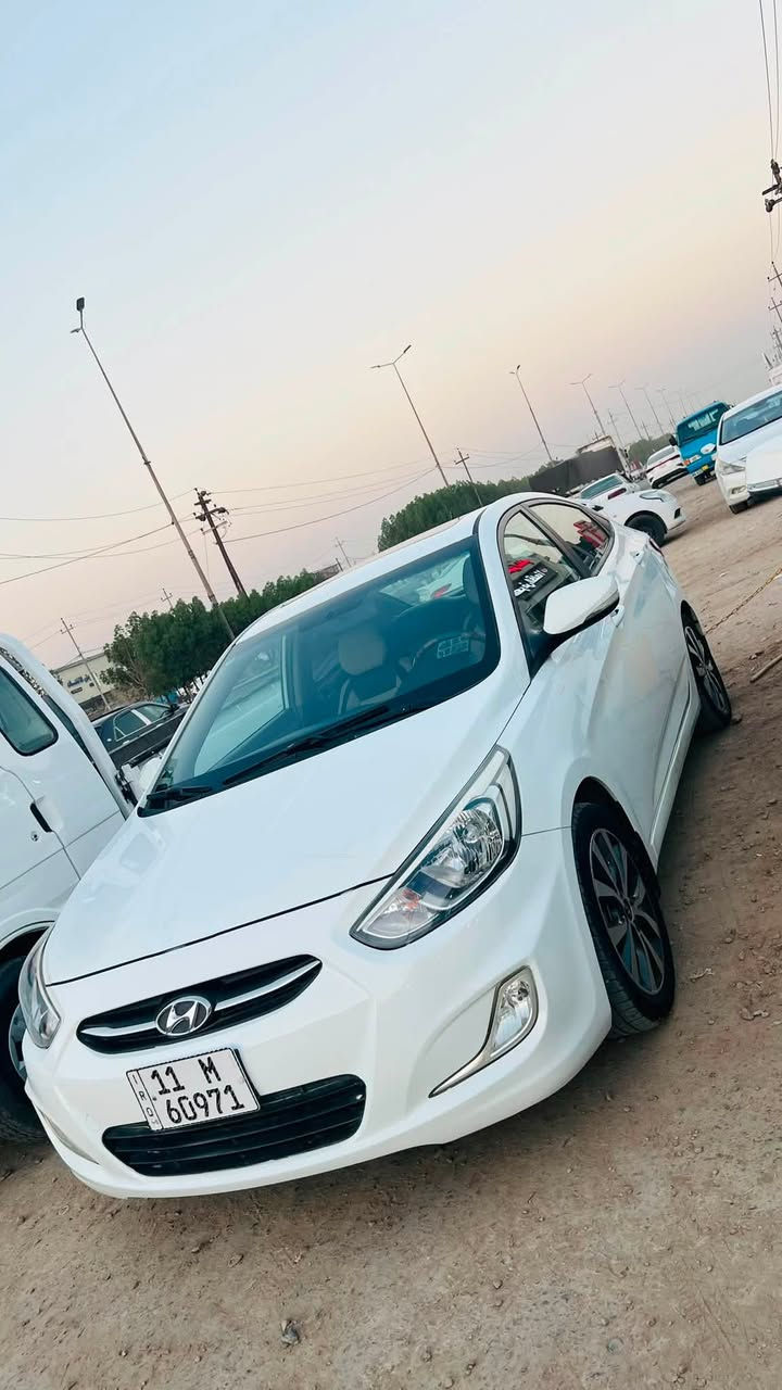 ياالله السلام عليكم اكسنت موديل ٢٠١٦ خليجي مكفول فقط صبغ في الدوسه وبيها بارد بسيط مكبريهن بالسونار طبعآ السياره فول مواصفات (بلو) السياره مكينة ١٦٠٠ كير مكينة حداديه كله كفالة السياره كير ومكينه مامفتوحات ماشيه ١٠٦ الف كيلو متر السياره كلش جديدة وحلوة ومال جناي رقم بغداد الجديد قبل شهر محوله تحويل ثاني يوم سنوية لل ٢٠٣١ هزة وسنوية كله جديد السياره جاهزة على اخر حباية تخم تاير جديد شادلها درجة اولى جاهزة من كلشي سعرها ١٠٨ وبيها مجال بسيط مكاني بابل ***********
