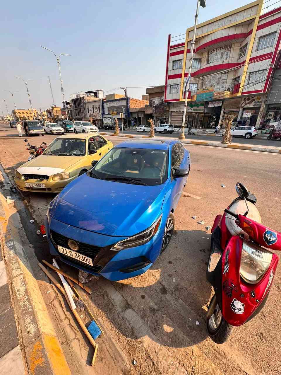 سنترا مديل ٢٠٢٠ محرك ٢٠٠٠ مابيهه اي نقص. ساره كامله من كلشي مواصفات مبينه بل صور بيهه بابتين  وجوملغ بدون دواخل  الدجيل صلاح الدين ***********سعر ١١٥ورقه وبيهه مجال  بسيط
