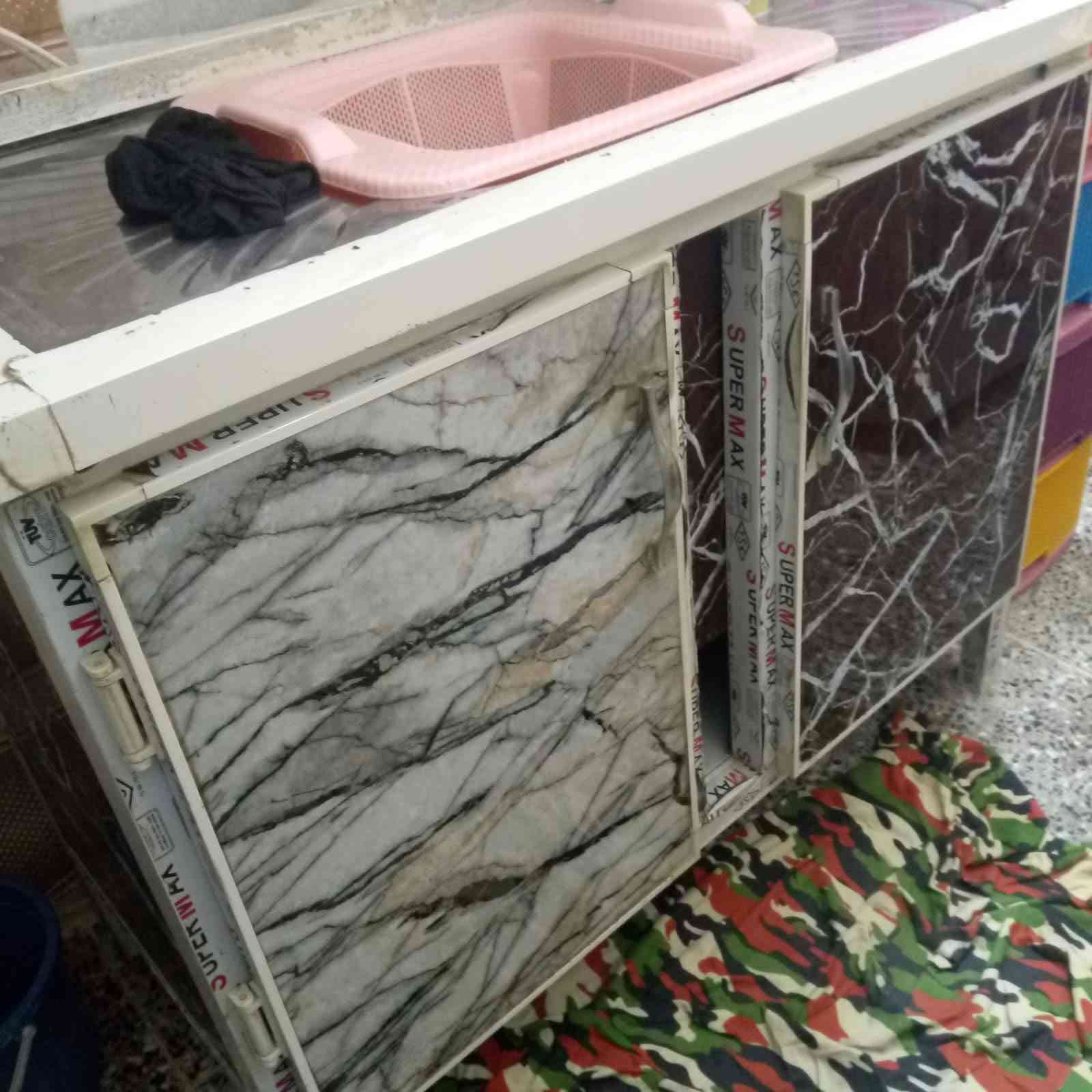 تخم قنفات للبيع و كاونتر نضيف ***********
