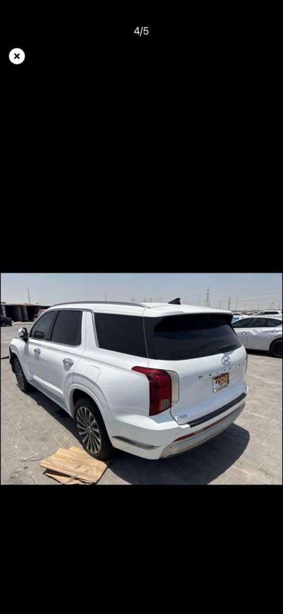 هونداي بلسايد 2024 كولكرافي
فروووول مواصفات
ماشيه 2000mil حقيقي
حادثه فقط بنيد وبدلته نفس الون مال تفصيخ ودعاميه كذالك السياره مكفوله كفاله عامه من الصبغ والشواصي والغود وباقي التفاصيل موجودات بلفيدو وتحياتي للجميع 
رقم تلفوني *********** 
السعر 290 ورقه وبيه مجال للطيبين

نص مكتوب في الصور:
- 2/5
- 5/5
- 4/5
- 3/5