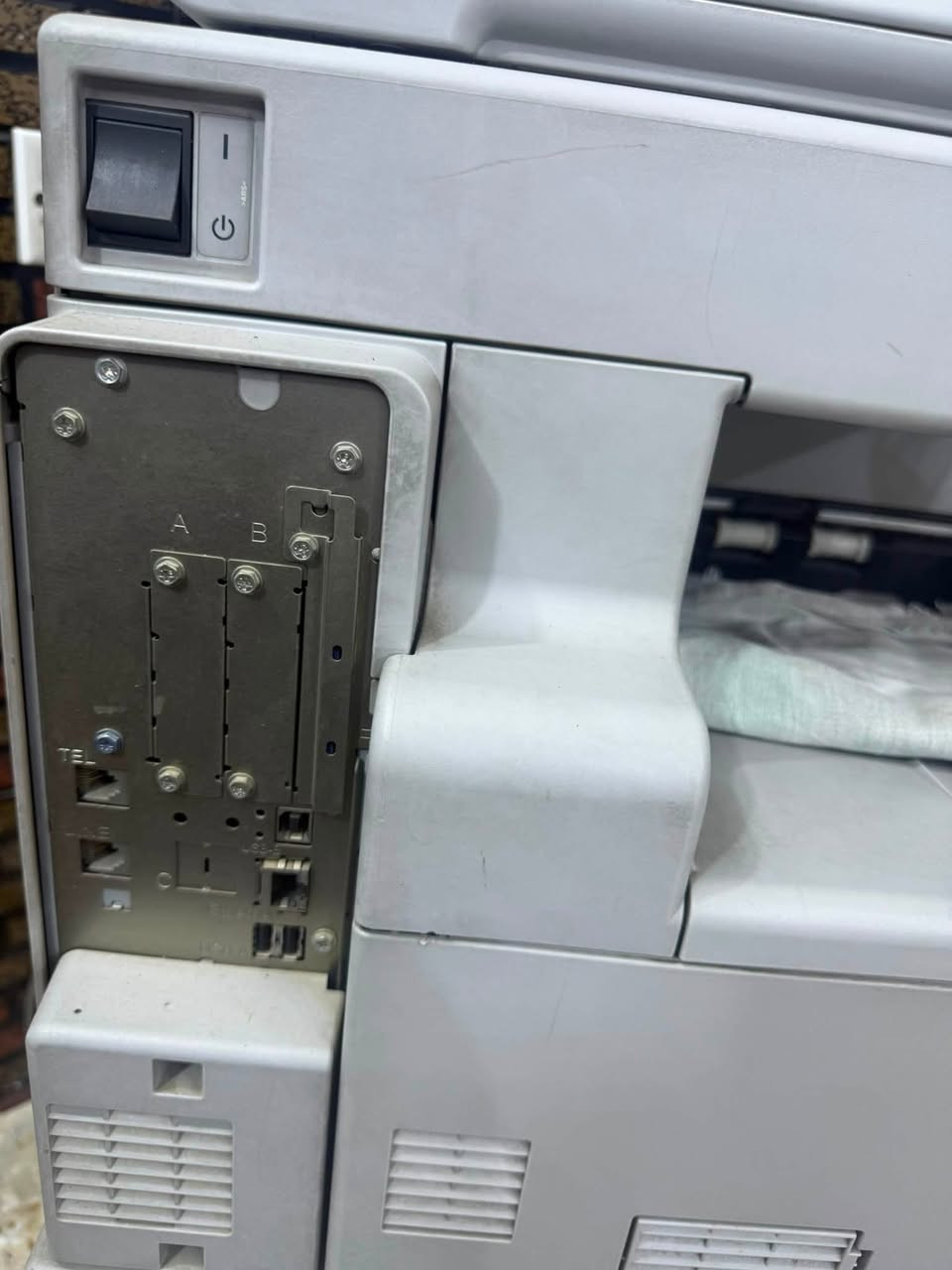 السلام عليكم
جهاز استنساخ ( ملون  + عادي   )  نوع Ricoh Aficio MP C300 دوبلكس ربط حاسبة اكثر من 25 نسخة بالدقيقة حبر باودر شغالة 

 

 ***********
