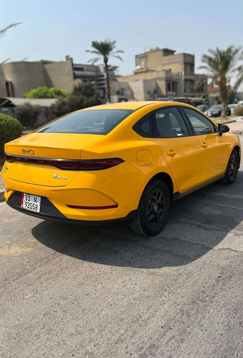 بي واي دي كن بلاس 2025 أجره
BYD Qin Plus 
رقم بغداد تحويل مباشر 
السياره على وضع الشركه كفاله عامه 
المسافه الكليه المقطوعه 19 الف كم 
المواصفات معروفه (( بانزين - هايبرد 🔋 - كهرباء⚡️)) 

بصمة وكارت وتشغيل عن بعد 
تعدد انظمة القيادة 
تحكمات استيرن جهتين 
تبريد قطعتين امامي خلفي 
كاميرا خلفيه دواره وحساسات 
ليد نهاري و الانارة ليد 
شاشة متعددة الاستخدام 
وبعد مواصفات 
ارضية مدوشمة جلد اصلي وكاعيات تفصال جلد 

السعر : 20 مليون   
الهاتف : *********** 
العنوان : بغداد 
ملاحظة :سعر التكسي ما يتقارن بالخصوصي لان التكسي اغلا
