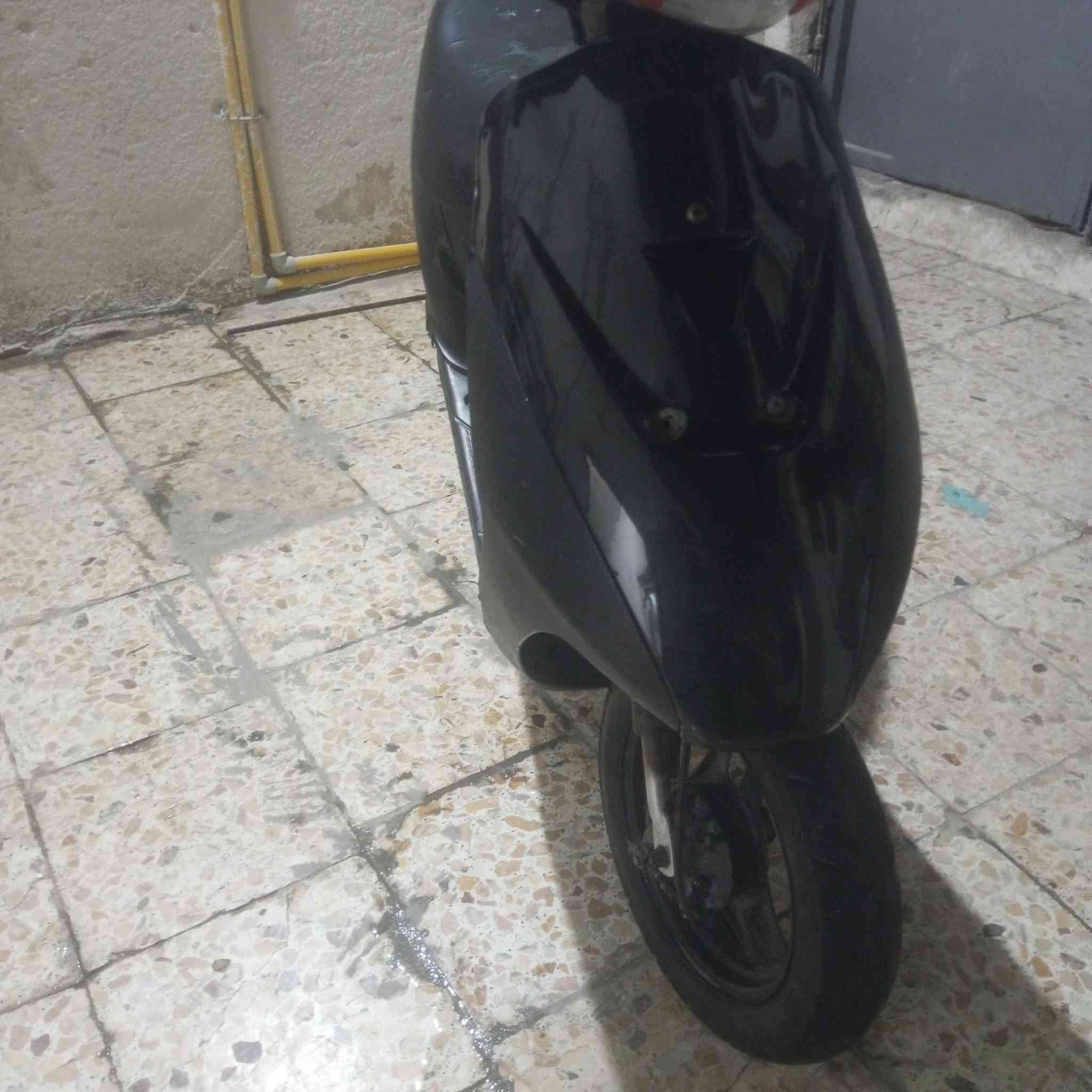 دراجه لبيع وراق سعر خاص وتصال عله رقم ***********
