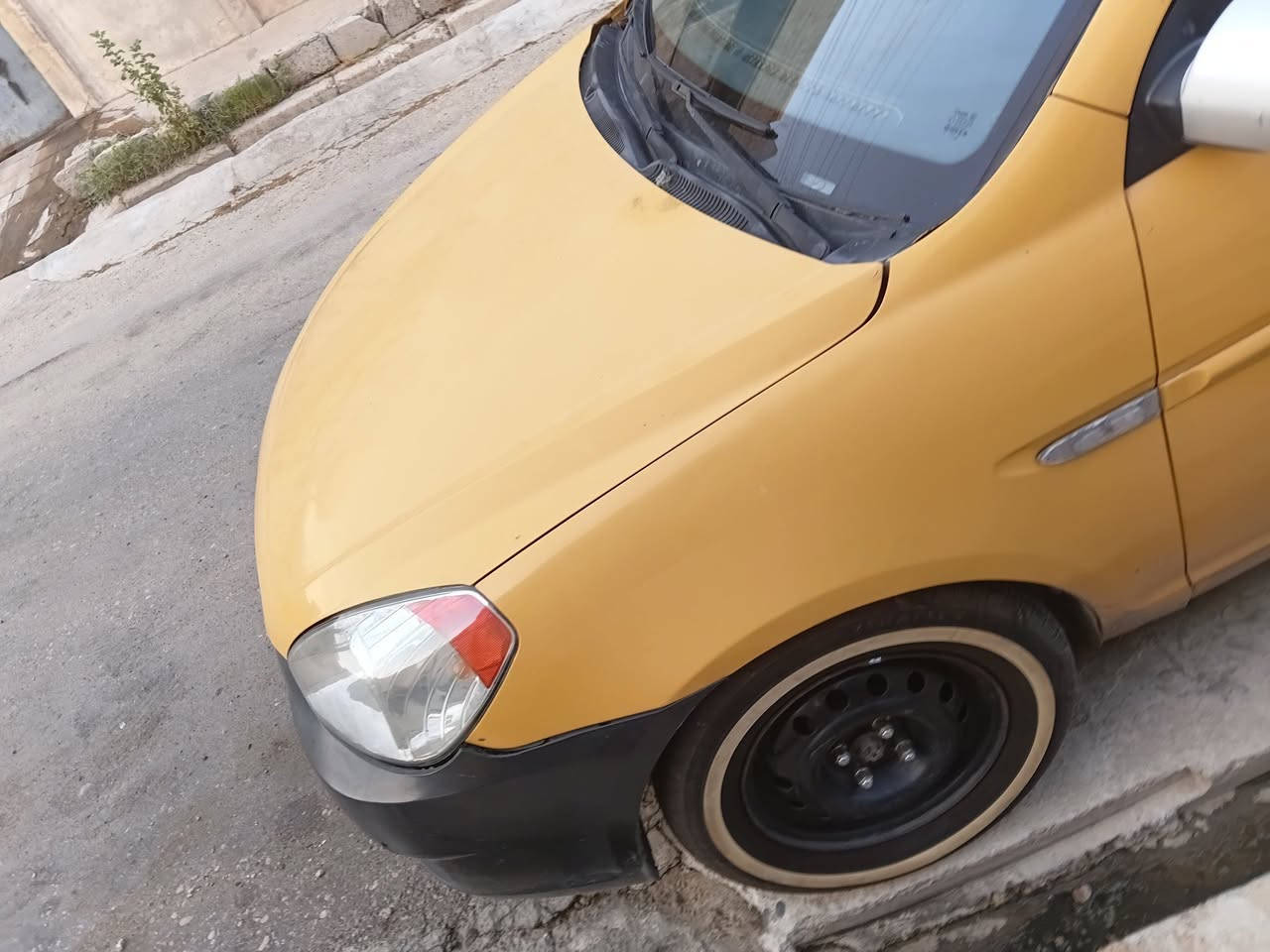 اكسنت ٢٠١١ 
بريكات جديده 
تايرات جديده خط ابيض
منضومه كامله قبل يومين شديت جديده تبريد ثلج
مكينه وكير مال كصه 
ملاحضه
(كلامي كله تفحص وتاخذ وشرط)
تحويل مباشر باسمي 
رقم ديالى 
سنويات مجدده 
هيئه النقل علينا والغرامات علينا 
سعر راسلني او اتصل
***********
