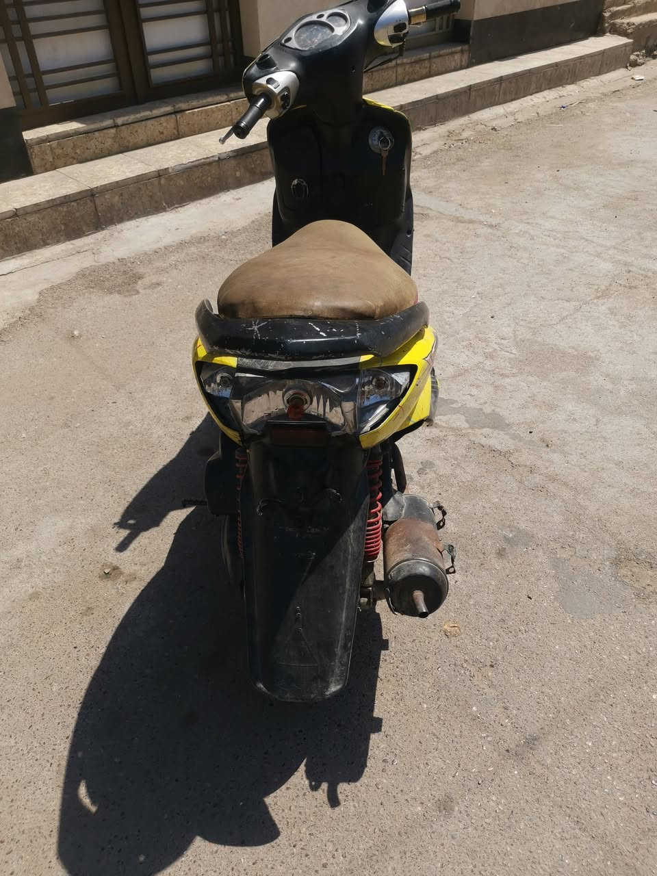 سلام عليكم دراجة سكنس نثية 110 سلف و هندر كهربائيات شغاله مكينة ناعمه بغداد مدينة صدر  *********** سعر 200
