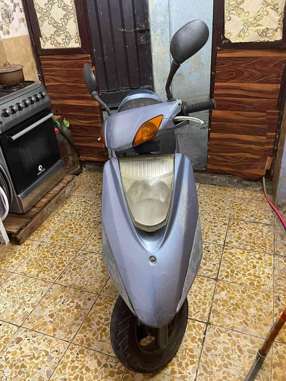 سلام عليكم بريز جديدهً مصار شهرين من ماخذيهاً رمبه كفاله. عامه اي نقص ما بيها
مكاني الأعظميه *********** بس واتساب 
السعر ٧٥٠ و بيها مجال
