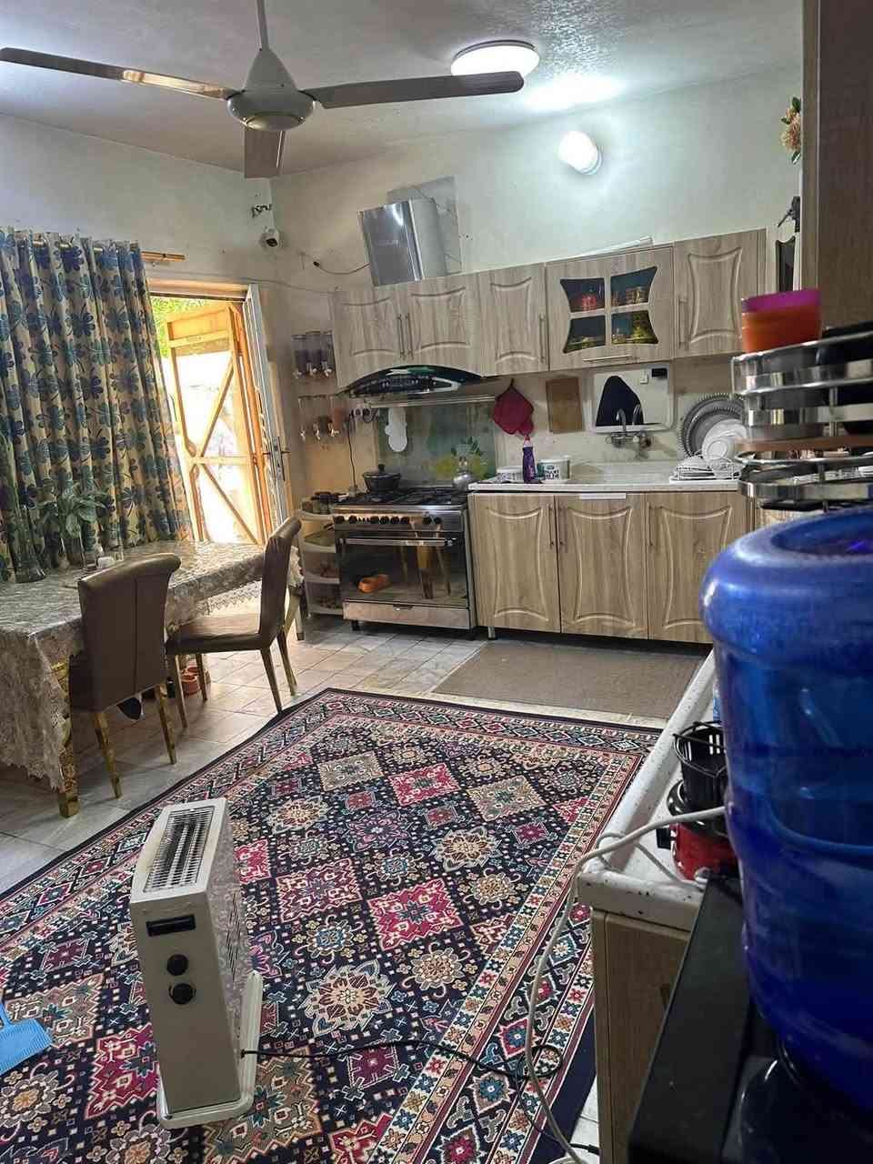 ٢٠٠م • ٥ غرف • الطشاش