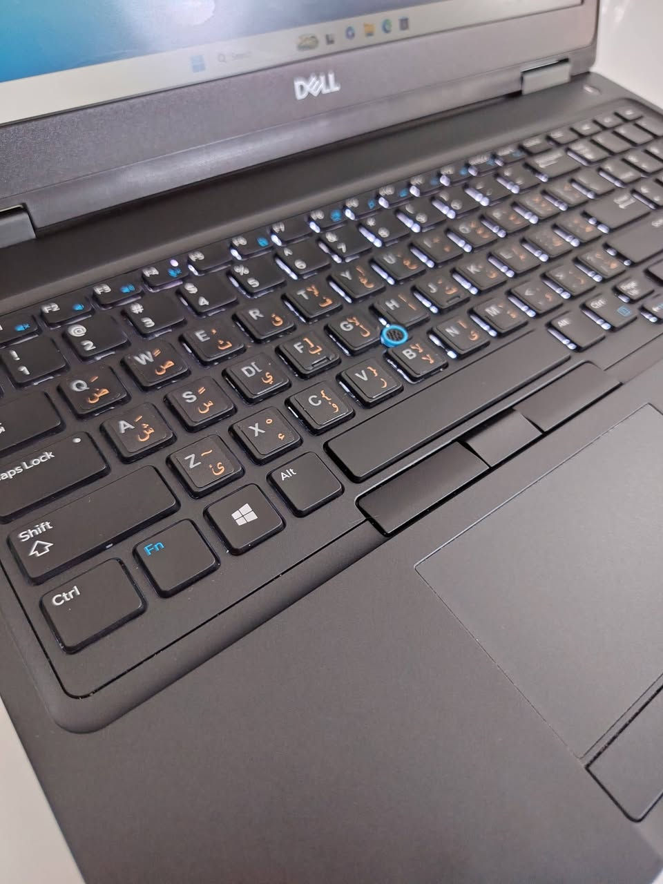 🔥 لابتوب Dell Latitude 5591 — أداء قوي بسعر مميز! 🔥

💻 المعالج: Core i7 الجيل الثامن فئة H
⚡ فئة High Performance لأداء أقوى من معالجات U

🧠 الرام: 8GB DDR4 — قابل للتطوير
💾 التخزين: 256GB SSD — قابل للتطوير
🎮 كرت الشاشة: Intel UHD Graphics 630
🖥️ الشاشة: 15.6 إنج — FHD
📐 الدقة: 1920×1080

⭐ مناسب للطلاب، الموظفين، البرمجة، التصميم ، الدراسة والأعمال المكتبية.

🎁 هدايا مجانية مع اللابتوب:
✔️ حقيبة لابتوب
✔️ شاحن أصلي
✔️ ماوس
✔️ Mouse Pad
✔️ تغليف احترافي داخل كارتون

🛡️ ضمان وخدمة:
✔️ فحص كامل للجهاز قبل الإرسال
✔️ إمكانية الفحص قبل الدفع والاستلام
✔️ ضمان استبدال 7 أيام ضد عيوب التصنيع
✔️ الجهاز جاهز للاستخدام مباشرة

💰 السعر: 365,000 دينار عراقي فقط

🚚 التوصيل متوفر إلى جميع المحافظات

📍 الموقع: بغداد — الأمين الثانية
واتساب ***********
