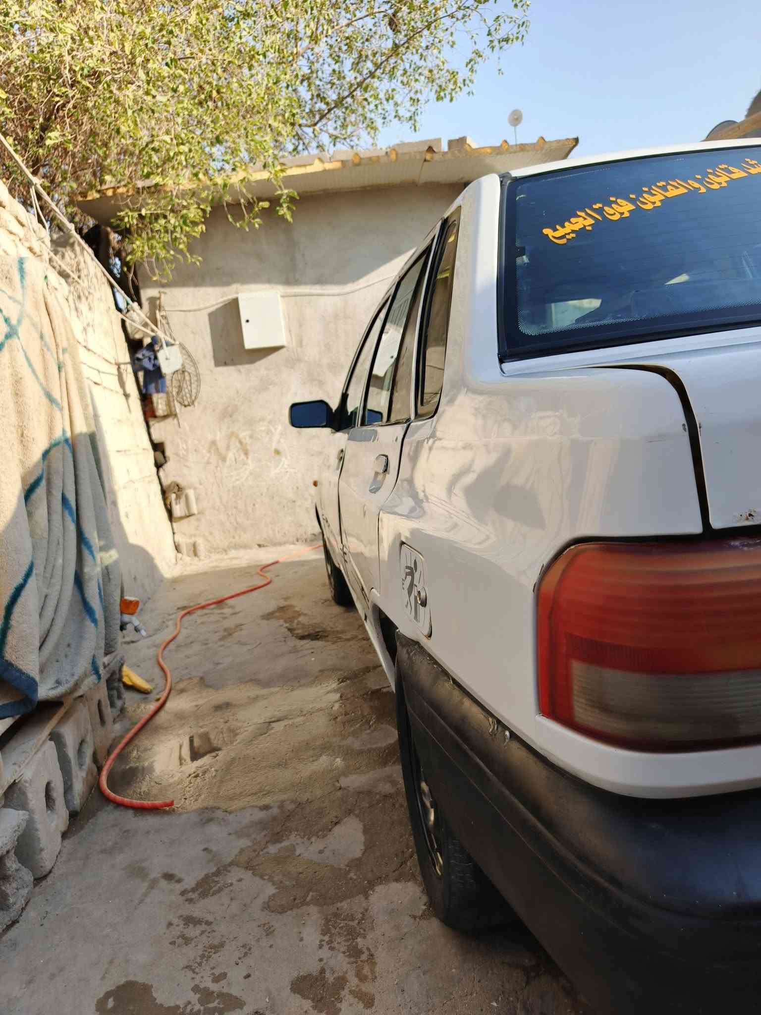 نضيفه • دوشمه توه • ٢٠١١