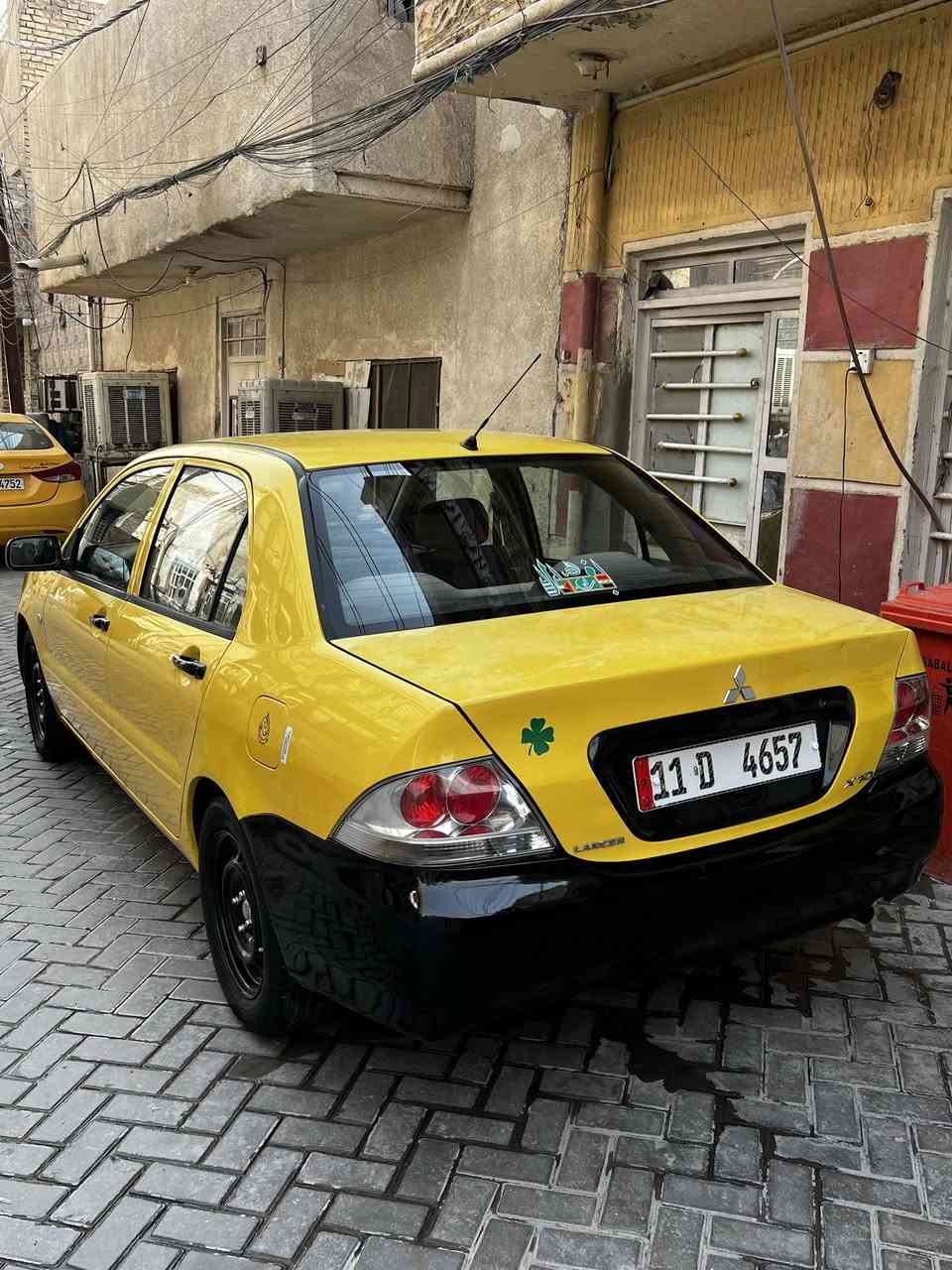 سلام عليكم لانسر 2010 مكينه 2000 كير عادي مكينه كير تبريد حدايه باتري تختم تاير سياره كامله لاخر حبايه خير من الله بيها صبغ بنيد وجاملغ بدون حادث بس صبغ سياره احلى من الصور مصفره هيئه وغرامات بسمي تحويل ثاني يوم رقم مميز  السعر 73 
مكاني بغداد جديده ***********
