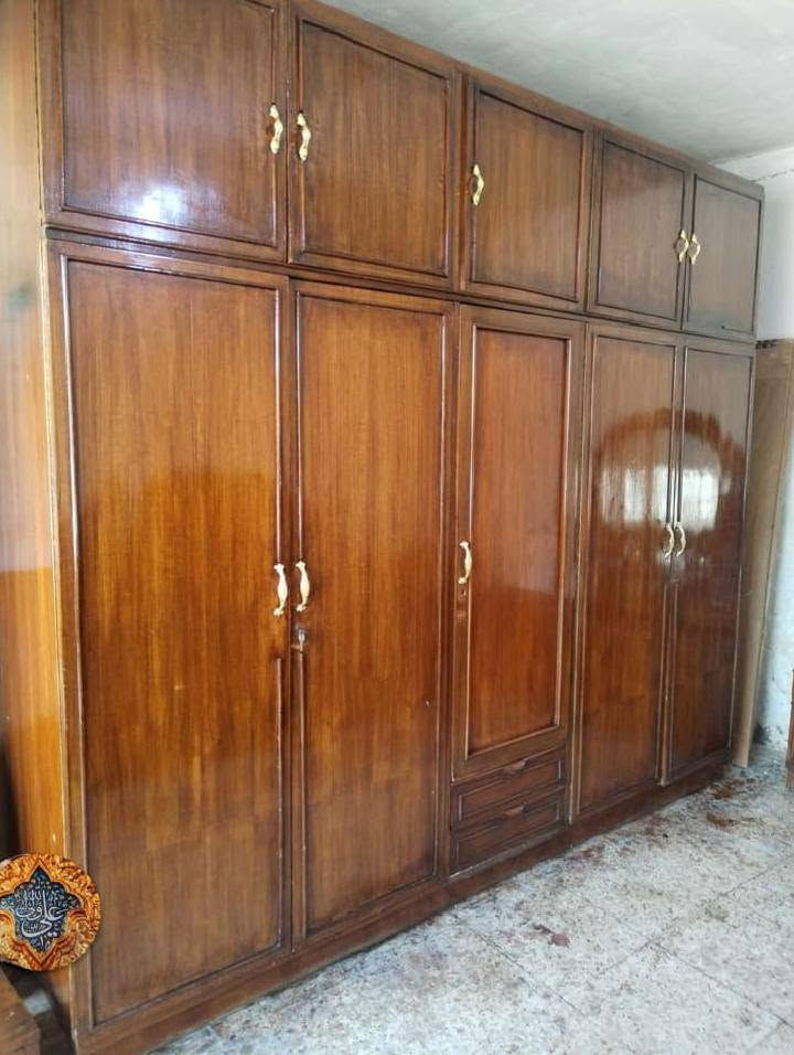 غرفه نوم صاج اصليه للبيع  مكاني جسر ديالى القديم  السعر  (500) وبيهه مجال للشراي  اتصل على واساب   (***********)
