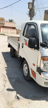 كيا بومه • ٢٠٠٧ • مكينة ٣٠٠