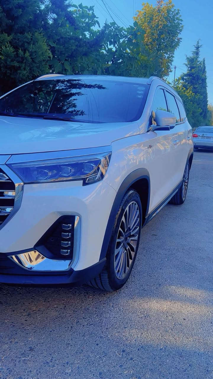 جیتۆر X90 Plus مۆدێل 2024 یەک دەستە لە شەریکەوە
48 هەزار کیلۆمەتر ڕۆشتووە
- مەکینەی 2.0 Turbo
- هێزی 254 Horsepower
- سەیارەکە هێشتا لەسەر وەزعی شەریکەیە
- زۆر خاوێن و بێ مەسرەفە
- هەموو سێرڤسەکانی لە شەریکە ئەنجامدراون
- فول فول مواسەفات، 
- بەرزترین وەشانی Jetour X90 Plus
- بێ بۆیاخ
- بێ سارد
- بێ شوخت
- سەنەوی، ژینکە، ڕێگا و بانی تازە تا 2029
- سەیارەکە بەناوی خۆمەوەیە

سـعـر : لە کۆمێنت داوابکە ڕاستەوخۆ بۆت دێت 📥 

گێر و مەکیەنەی بەشەرت 
هیچ کێشەیەکی تێدا نییە 

ژمارەی خاوەنەکەی 
***********
