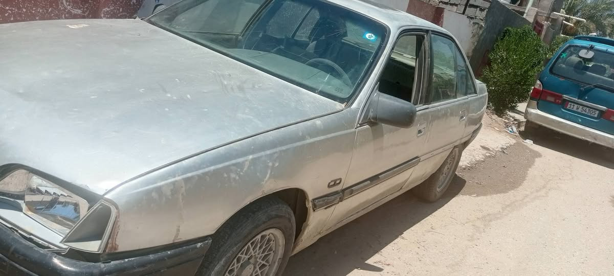سلام عليكم اوبل اوميكه محرك 2000كير ومحرك جدد اصوليه بس سنويه مالتها ضايعه وبيها كتاب بس تحول تستلمها تحويل ثاني يوم مراوس مراوس هاذه رقمي ***********
