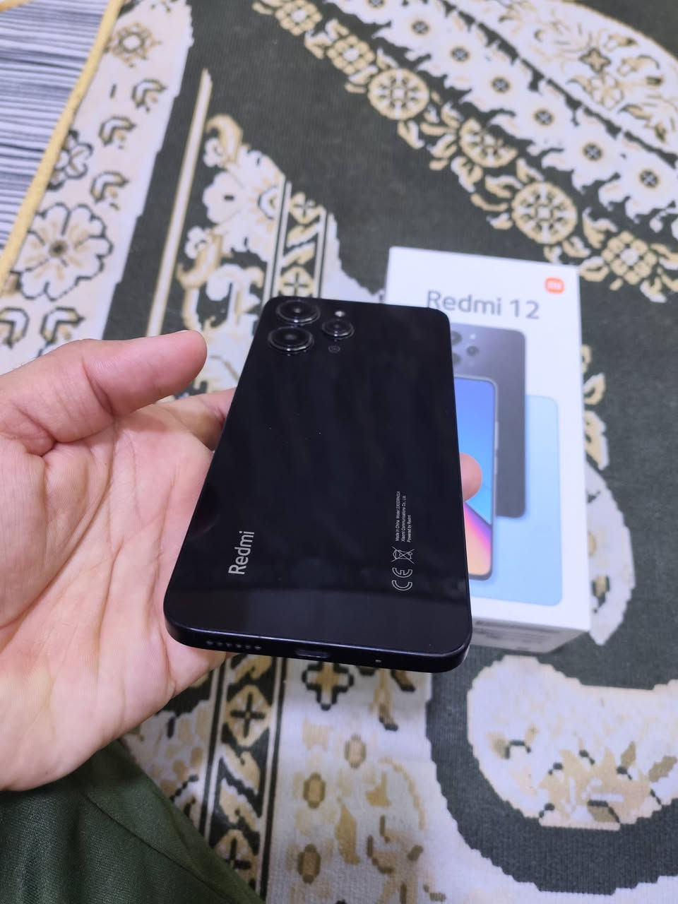 سلام عليكم لبيع شاومي 12 ذاكره 256
جهاز ستخدام بيت نضيف كفاله عامه مابيدل بيه اي شي 

كارتونه موجود سعر 180وبيه مجال قليل عنوان البصره معقل ساعه شراي يتصل ***********
