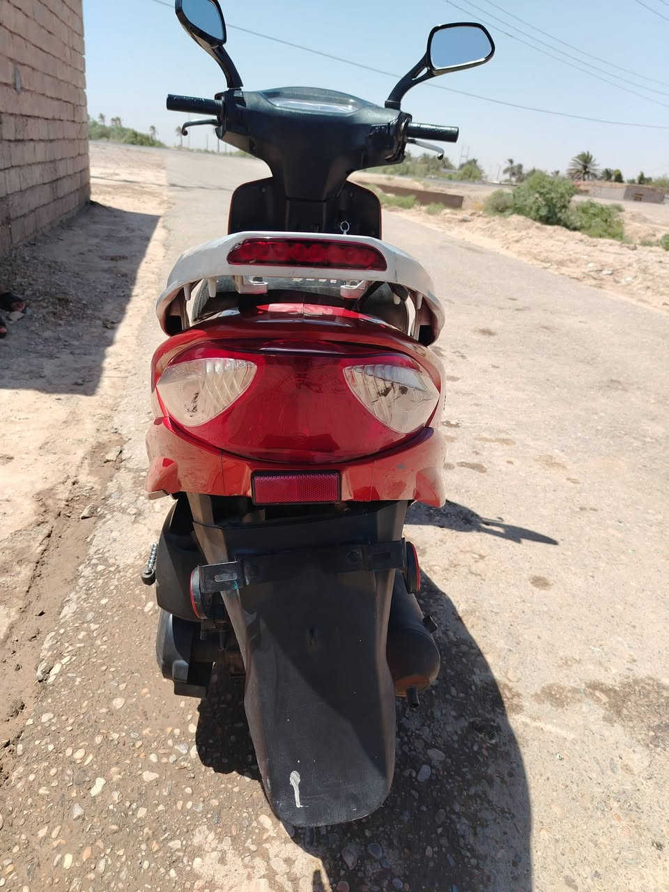 دراجه للبيع المكان ميسان المجري كبير يريد يخلي يخابرني على هذا الرقم السعر ب 450 اصولي يخابرني على هذا الرقم ***********
