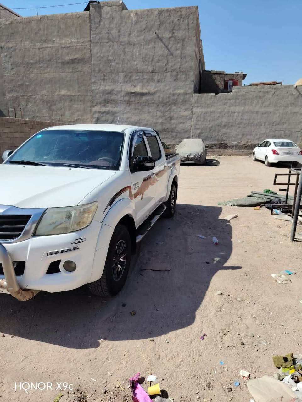 موديل 2013 كفاله ما عدى المدى ضربة  المدكر الخلفي مجفته بدون قص السيارة تبريد جاهز رقم جديد ذي قار 
العنوان البصرة ***********

نص مكتوب في الصور:
- HONOR X9c