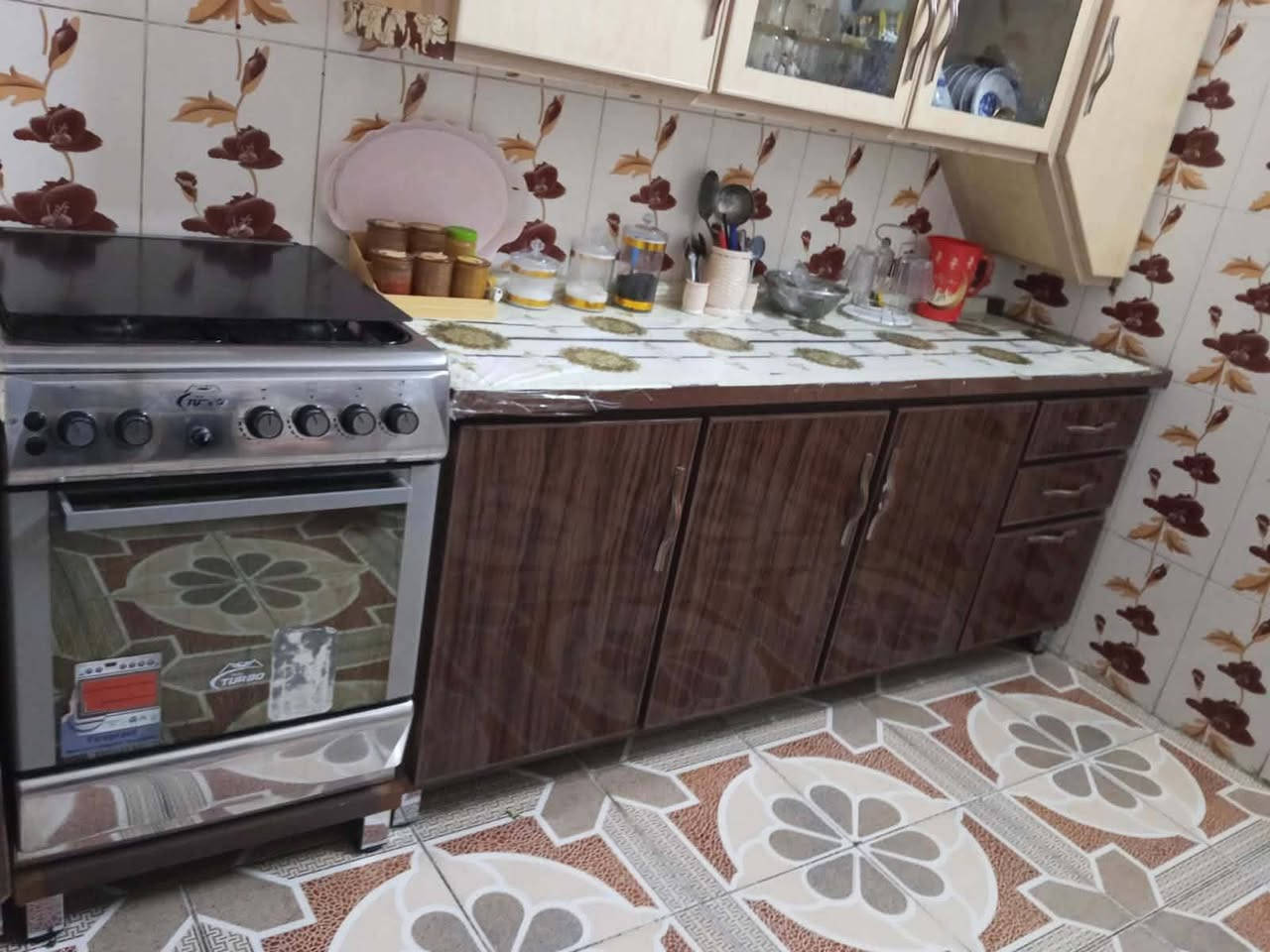 كاونترات جديده للبيع
