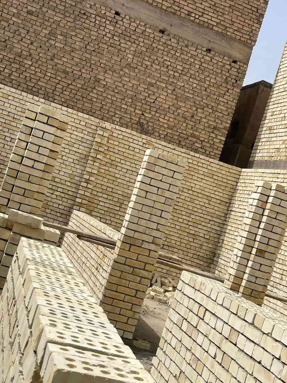 السلام عليكم اني ابو حسين   البنا ارجو ان ينال اعجابكم شغلنة شغل درجه اولى اي مكان في بغداد اشتغل على الدبل ا اوقطعي كادري كامل اني وعمالي وسكلتي وسيارتي يعني ما انتعب ابو البيت اهم شي عدنة رضة الله ثم رضة الزبون  سعار مناسبه ***********متواجد وتساب خلفات ٢
