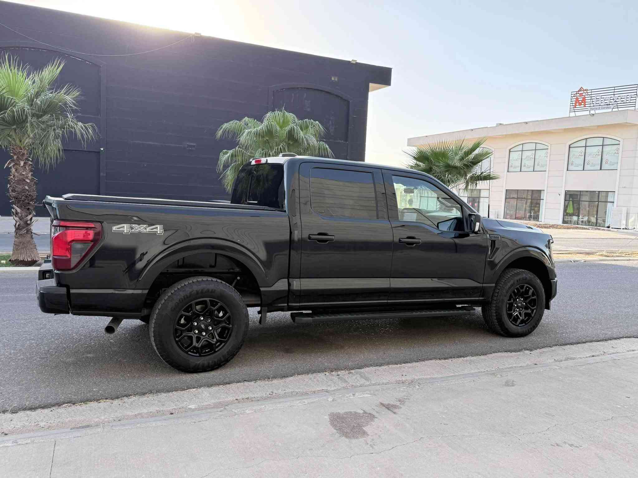 السيارة:-  FORD F-150 XLT 2024
نرخ: ٣٦٥$ ورقە 
رۆیشتن : ١٦ هەزار مایل 
مەکینە : ٦ پستن ٢.٧ تۆربۆ
مواسەفات : XLT پلەس شاشە گەورە بەسمە گێر لە عەرد کوشن جلد کوشن هیتر ٥ کامیرە دبل اکسل ٤*٤ تەنها پانوراما نیە 
زیانەکان : بەبێ سبغە هەندێک pdr هەیە بەبێ ژورەوە 
ئێرباک : سوکان و شانەکان 
رقم شاسی : 1FTEW3LP2RKF48341
شوێنی سەیارە : اربیل
کۆرەک : ***********
ئاسیا سێل : ***********
شرکە رێبوار سالار صالح 
هەولێر جادەی ١٠٠ مەتری  بەرامبەر کۆمپانیای سعد 
…………………………………………………………………
السيارة:-  FORD F-150 XLT 2024
سعر : ٣٦٥$ ورقە
ماشية:- 16 الف مایل ماشي
محرك:- ٦ سلند  ٢.٧ توربو 
مواصفات:- XLT plus شاشة كبير بصمة كير طيارة كشن جلد كشن هيتر ٥ كاميرا ٤*٤ دبل اكسل ماعدا بانوراما 
حادث : بدون صبغ شوية pdr بيها بدون دواخل 
ارباك : ستيرن او بردة طاك 
ملاحظة :  رقم شاصي صور حادث منشور  

1FTEW3LP2RKF48341
مكان سيارة : اربيل 
تفاصيل اكثر الاتصال علی ارقام التاليه 

كورك : ***********
اسيا : *********** 
شركة ريبوار سالار صالح 
اربيل شارع ١٠٠م مجاور شركة ازاد
