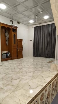 مشتمل 50م طابو صرف طابقين الكوفة حي ميسان قرب السوك غرفة وصالة ومطبخ م...