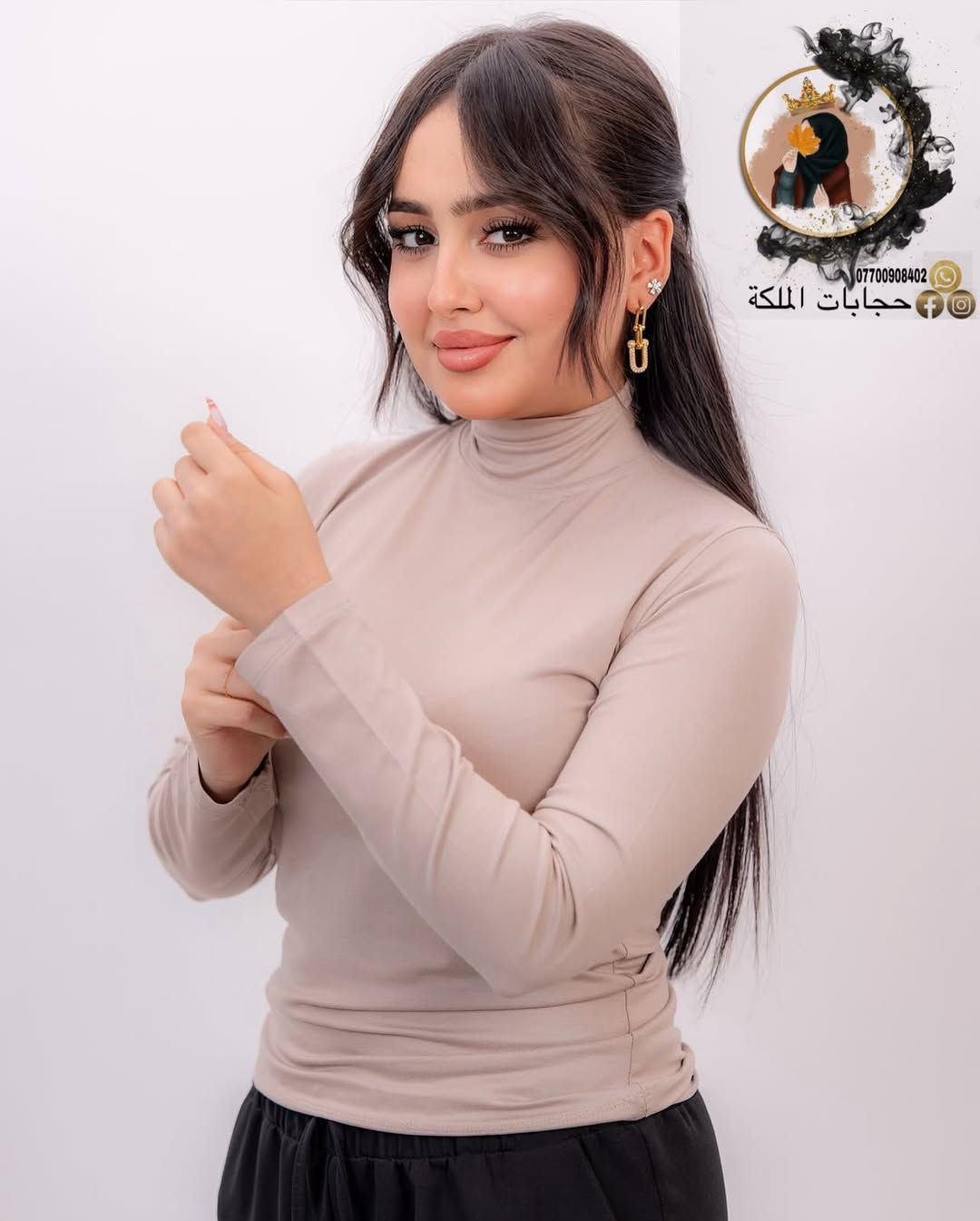 حجابات الملكة للاناقه عنوان ♥️ 
هاينك ردن طويل خامة الاصلي متوفر 24 لون مميزه استيراد خاص بنا 
خام اصلي ثباتيه عاليه جدا عند الملبس ✅
متوفر جميع الالوان😍
خليك مميز باختيارك مع الملكة
للطلب والاستفسار مراسلة الصفحة ✉️
التوصيل متوفر لجميع انحاء العراق 🚕
.
.
.
.
.
.
.
.
.
.
.
.
.
#حجابات #اكسبلور #اكسبلور_explore #العراق #البصرة⁩⁩

نص مكتوب في الصور:
- ***********
- حجابات الملكة
- *********** حجابات الملكة