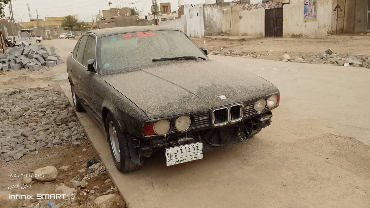 السلام عليكم اخوان سياره للبيع بي أم 1989 سياره جاهزه دعامياتها حالين مشدودات سعر سياره من اخير 33 بيها مجال قليل مستعجل على بيعتها لين محتاج فلوس 
رقم مالى ***********
رقم والد ***********
