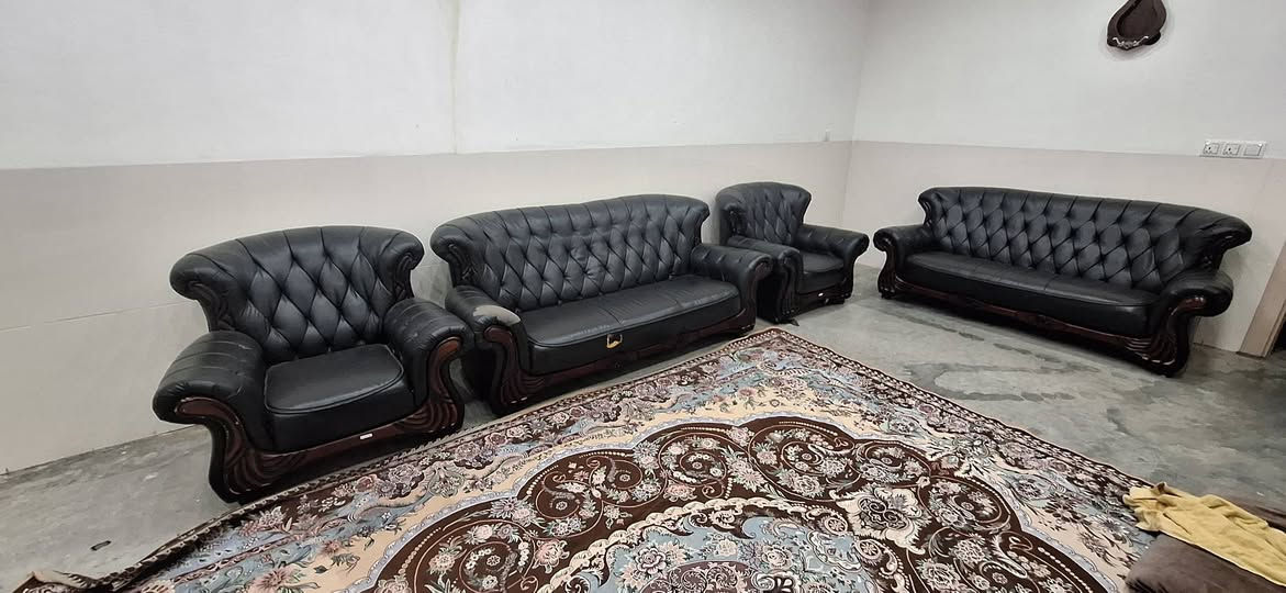 ئەم قەنافانە بۆ فرۆشتن 8 نەفەریە شوین هەولیر سعری 380 هەزار محامەلە ***********
