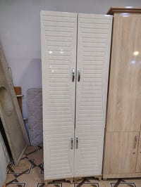 2تاک 80سم پانی 220بەرزی45سم قوڵی بەجیاش ئەفرۆشرێ بۆپەیوەندی 0773065718...