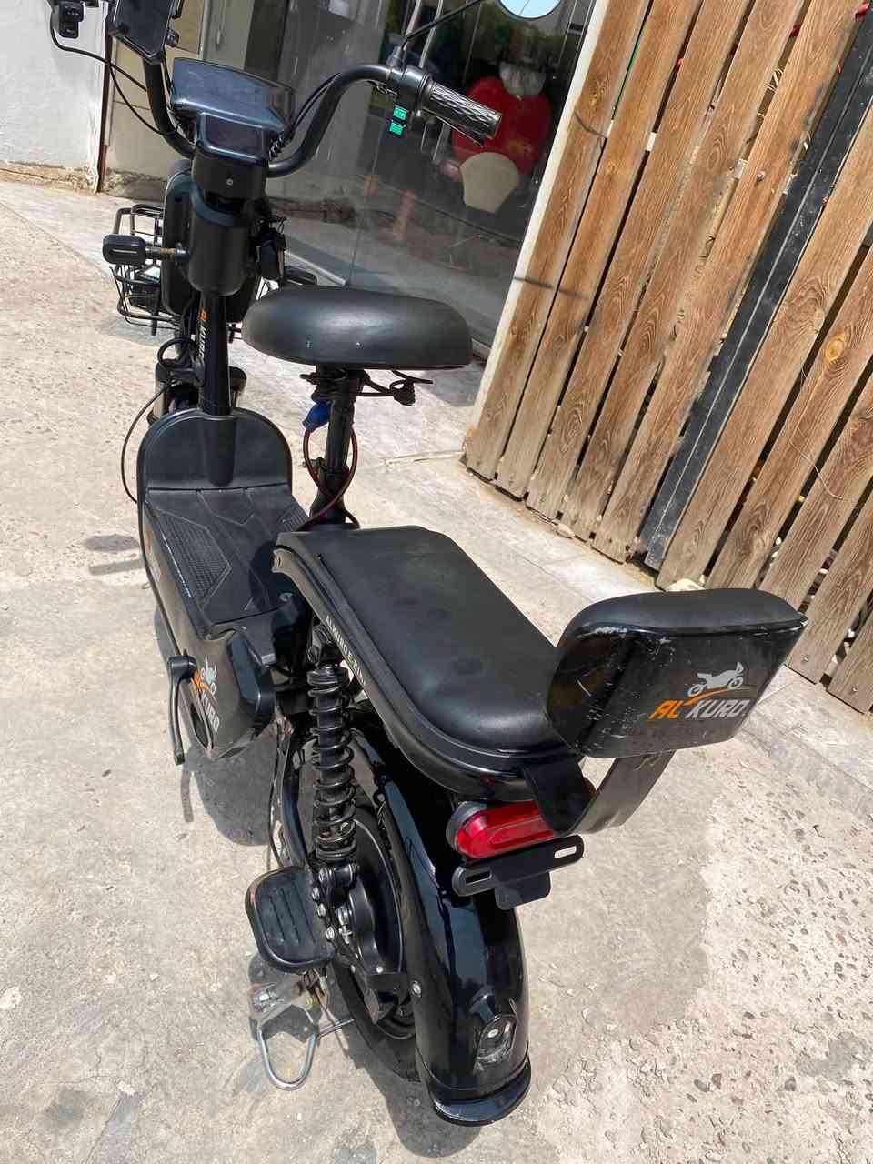 دراجه شحن لبيع
دراجه لبيع كامله مباشر لشارع 
السعر 250 الف بيه مجال اتصل وتدلل 
العنوان  بغداد الدوره 
موجود واتساب ***********
