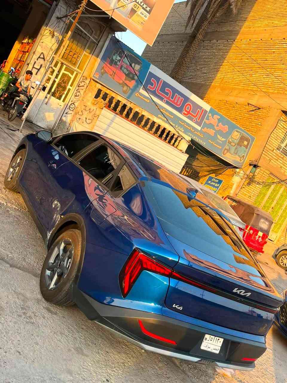 السلام عليكم كي فور موصفات LX بصمه شاشه متصل سايد بريك بصمه بدون رقم منفيس بسمي دخول جديد صار يومين السياره ماشيه 8 ميل عله حادثهه حادثهه ربع الباب السياره بدون شخوط بدون رصعات   فقط بدون ارباك سياره زيرو بعدها بريحه الشركه السعر المطلوب 167 وبيها مجال قليل رقمي ***********
