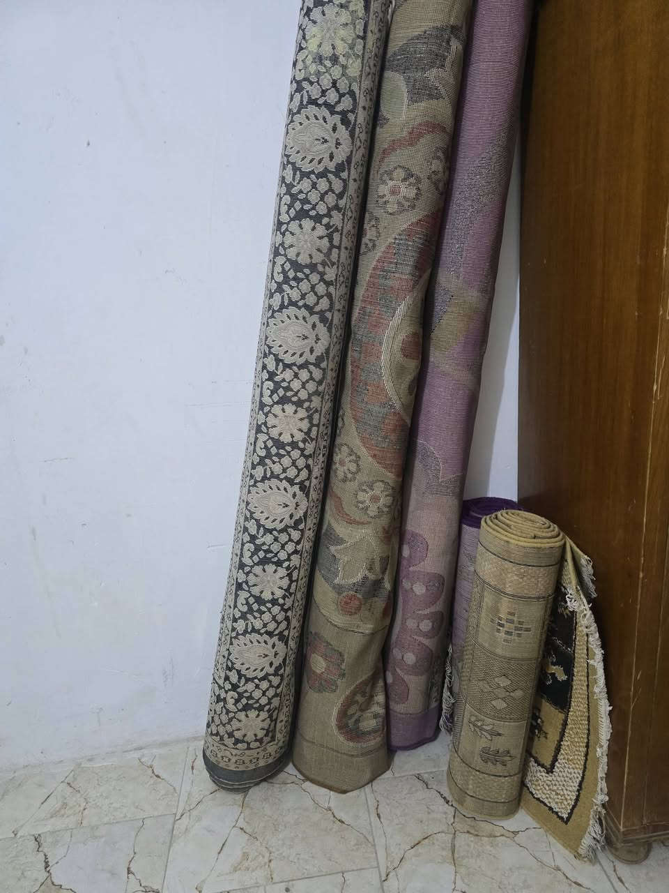 فرشات شتائيه نضيفات ومغسولات ولاسعار مناسبه
