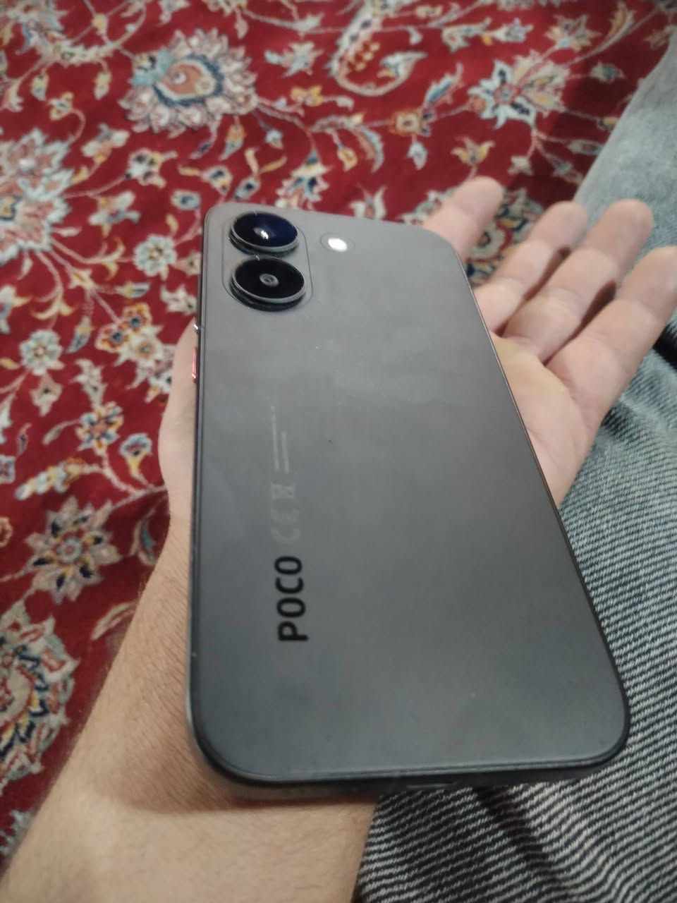 بوكو 8x برو • ٢٥٦ • بطارية ١٠٠