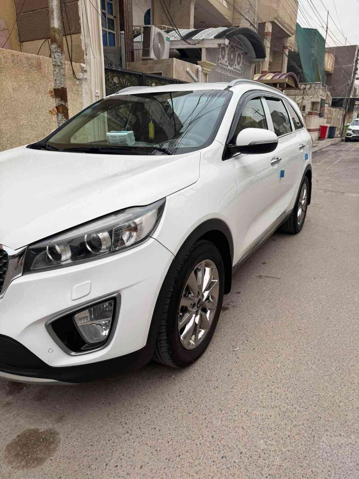 سلام عليكم كيه سورنتو موديل 17 خليجي مكفوله كفاله عامه من كلشي فول موصفات ما عده الفتحه سبعه راكب 6 سلندر حساس امامي خلفي توقف ذاتي اشاير بل مري وترحيب داخل قرميدي اصلي برده هواي بعد بيها موصفات علون السياره بغداد الضباط السعر المطلوب 205 بيها مجال جدا بسيط رقم الهاتف ***********
