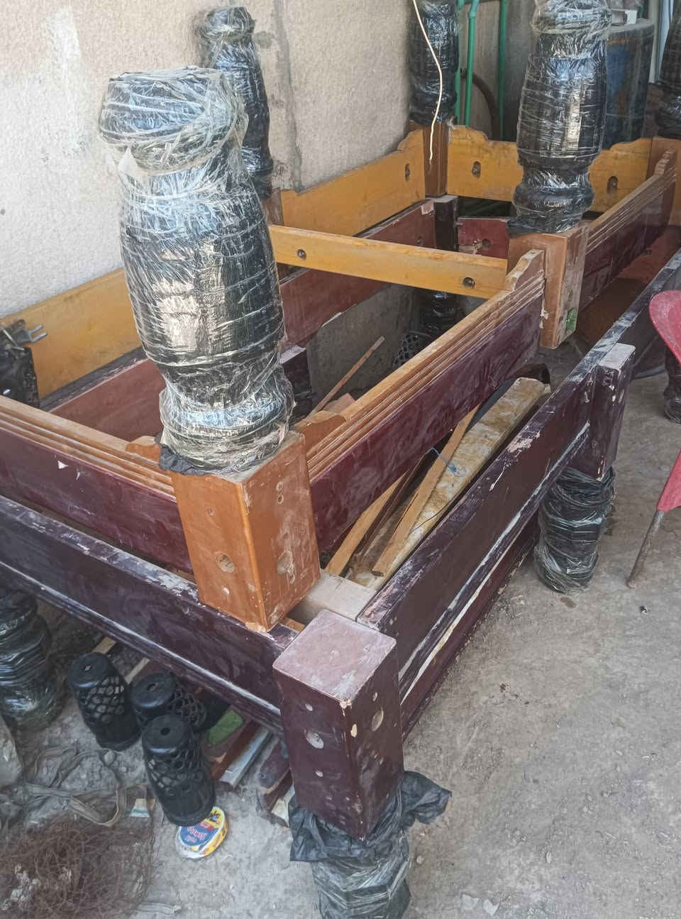 للبيع بلياردو عدد 2 نوع اس بي تي العنوان بابل السعر الواحد 250 للتواصل ***********
